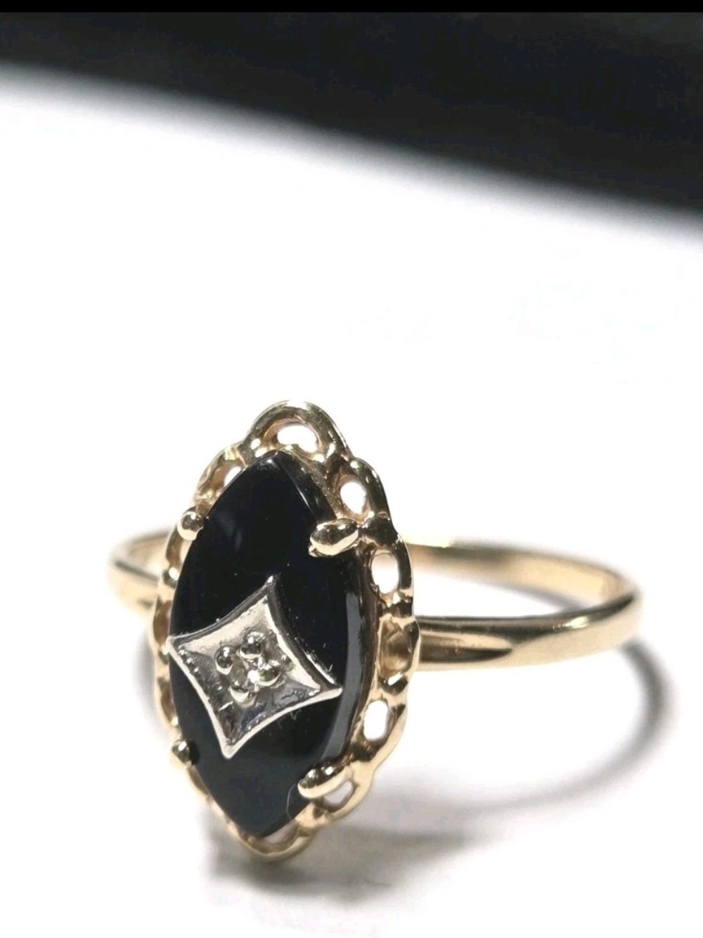 Vintage Estate Onyx Diamond Signet Ring 10KP Yellow Gold Size 6.75